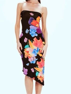 LIKE NEW- MIRAE STRAPLESS DRESS- SIZE XS/38